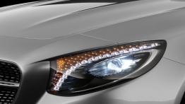 Mercedes klasy S Coupe Concept (2013) - lewy przedni reflektor - włączony