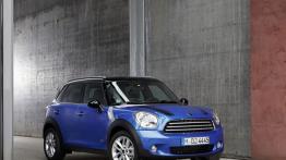 Mini Cooper Countryman ALL4 (2013) - widok z przodu