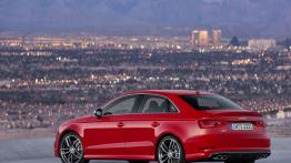 Audi S3 III Limousine (sedan 2013) - widok z tyłu