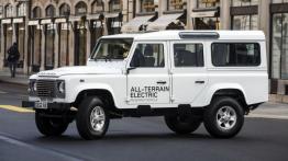 Land Rover Defender Electric Concept (2013) - lewy bok