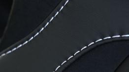 Aston Martin Vanquish Centenary Edition (2013) - fotel kierowcy, widok z przodu