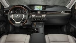 Lexus ES350 - pełny panel przedni