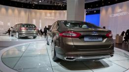 Ford Mondeo Vignale Concept (2013) - oficjalna prezentacja auta