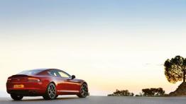 Aston Martin Rapide S (2013) - widok z tyłu