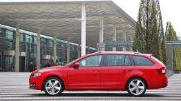 Skoda Octavia III Kombi TSI (2013) - lewy bok