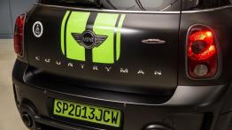 Mini Countryman JCW ALL4 Dakar 2013 - tył - inne ujęcie