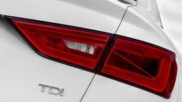 Audi A3 III Limousine (sedan 2013) - prawy tylny reflektor - wyłączony