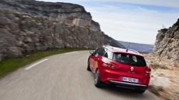 Renault Clio IV kombi (2013) - widok z tyłu