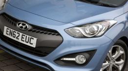 Hyundai i30 II Hatchback 3d (2013) - przód - inne ujęcie
