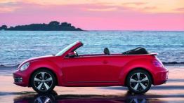 Volkswagen Beetle Cabrio 2013 - lewy bok