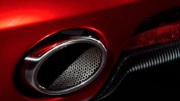 Aston Martin Rapide S (2013) - rura wydechowa