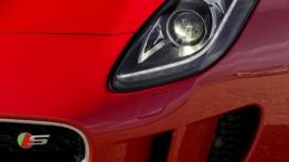 Jaguar F-Type V8S Salsa Red - lewy przedni reflektor - włączony