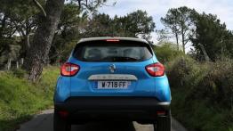 Renault Captur dCi (2013) - widok z tyłu