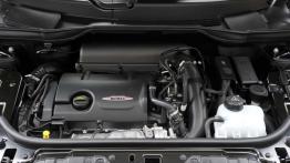 Mini Countryman John Cooper Works Facelifting - silnik
