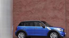 Mini Cooper Countryman ALL4 (2013) - prawy bok