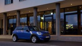 Mini Cooper Countryman ALL4 (2013) - prawy bok
