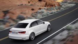 Audi A3 III Limousine (sedan 2013) - widok z góry