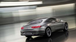 Mercedes klasy S Coupe Concept (2013) - widok z tyłu