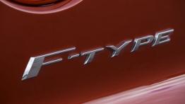 Jaguar F-Type V6S Italian Racing Red - emblemat