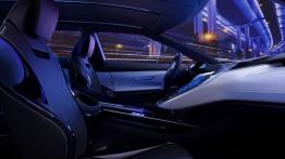 Nissan Friend-ME Concept (2013) - widok ogólny wnętrza z przodu