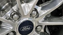 Ford Mondeo Vignale Concept (2013) - projektowanie auta