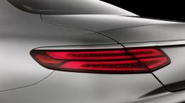 Mercedes klasy S Coupe Concept (2013) - lewy tylny reflektor - włączony