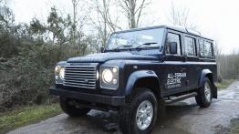 Land Rover Defender Electric Concept (2013) - widok z przodu