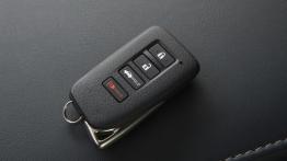 Lexus ES350 - fotel kierowcy, widok z przodu