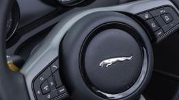 Jaguar F-Type V6S Italian Racing Red - kierownica