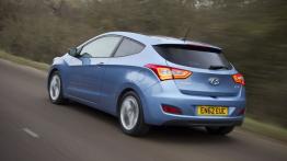 Hyundai i30 II Hatchback 3d (2013) - widok z tyłu