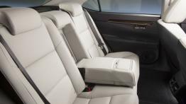 Lexus ES350 - tylna kanapa