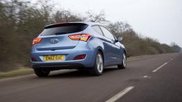 Hyundai i30 II Hatchback 3d (2013) - widok z tyłu