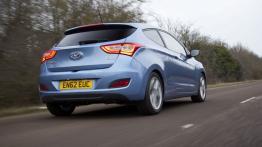 Hyundai i30 II Hatchback 3d (2013) - widok z tyłu
