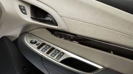 Holden VF Commodore Calais V Concept (2013) - drzwi kierowcy od wewnątrz