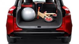 Renault Clio IV kombi (2013) - tylna kanapa złożona, widok z bagażnika