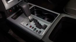 Nissan Titan 2013 - skrzynia biegów