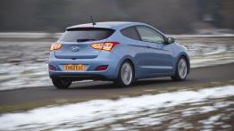 Hyundai i30 II Hatchback 3d (2013) - widok z tyłu
