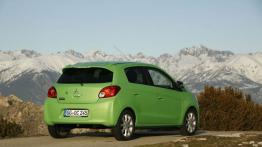 Mitsubishi Space Star II (2013) - widok z tyłu