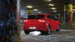 Hyundai i30 II Hatchback 3d (2013) - widok z tyłu