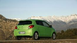 Mitsubishi Space Star II (2013) - widok z tyłu