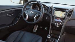 Hyundai i30 II Hatchback 3d (2013) - kokpit
