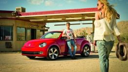 Volkswagen Beetle Cabrio 2013 - widok z przodu