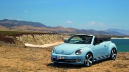 Volkswagen Beetle Cabrio 2013 - widok z przodu