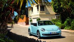 Volkswagen Beetle Cabrio 2013 - widok z przodu