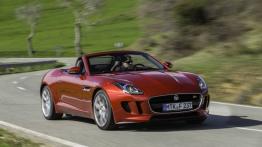 Jaguar F-Type V6S Italian Racing Red - widok z przodu