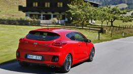 Kia pro_ceed II GT (2013) - widok z tyłu