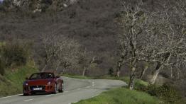 Jaguar F-Type V6S Italian Racing Red - widok z przodu