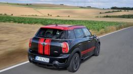 Mini Countryman John Cooper Works Facelifting - widok z tyłu
