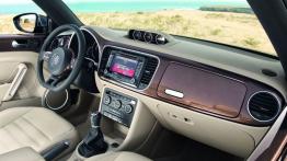 Volkswagen Beetle Cabrio 2013 - pełny panel przedni