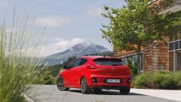 Kia pro_ceed II GT (2013) - widok z tyłu